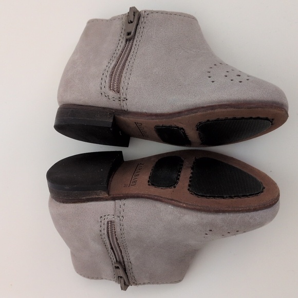 Zara Baby Suede Boots - EU 18 - Picture 4 of 7
